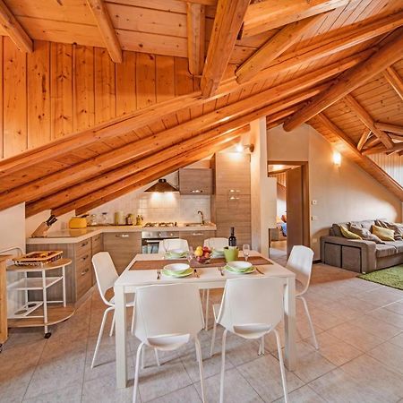Mansarda Fra Monte E Lago Apartment Esino Lario Ngoại thất bức ảnh