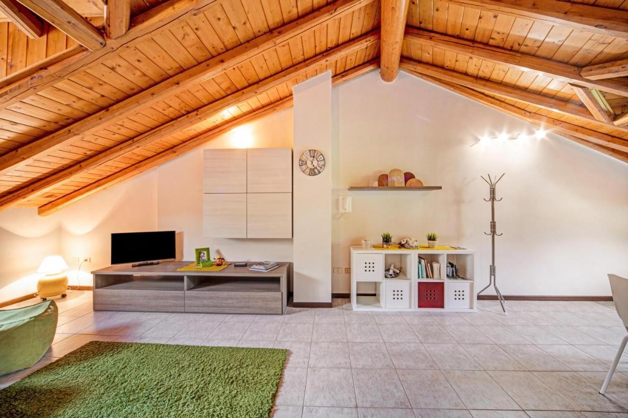 Mansarda Fra Monte E Lago Apartment Esino Lario Ngoại thất bức ảnh