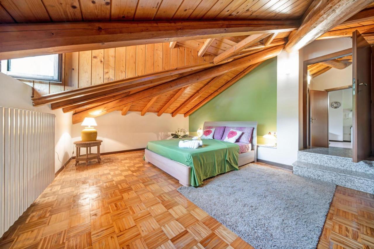 Mansarda Fra Monte E Lago Apartment Esino Lario Ngoại thất bức ảnh